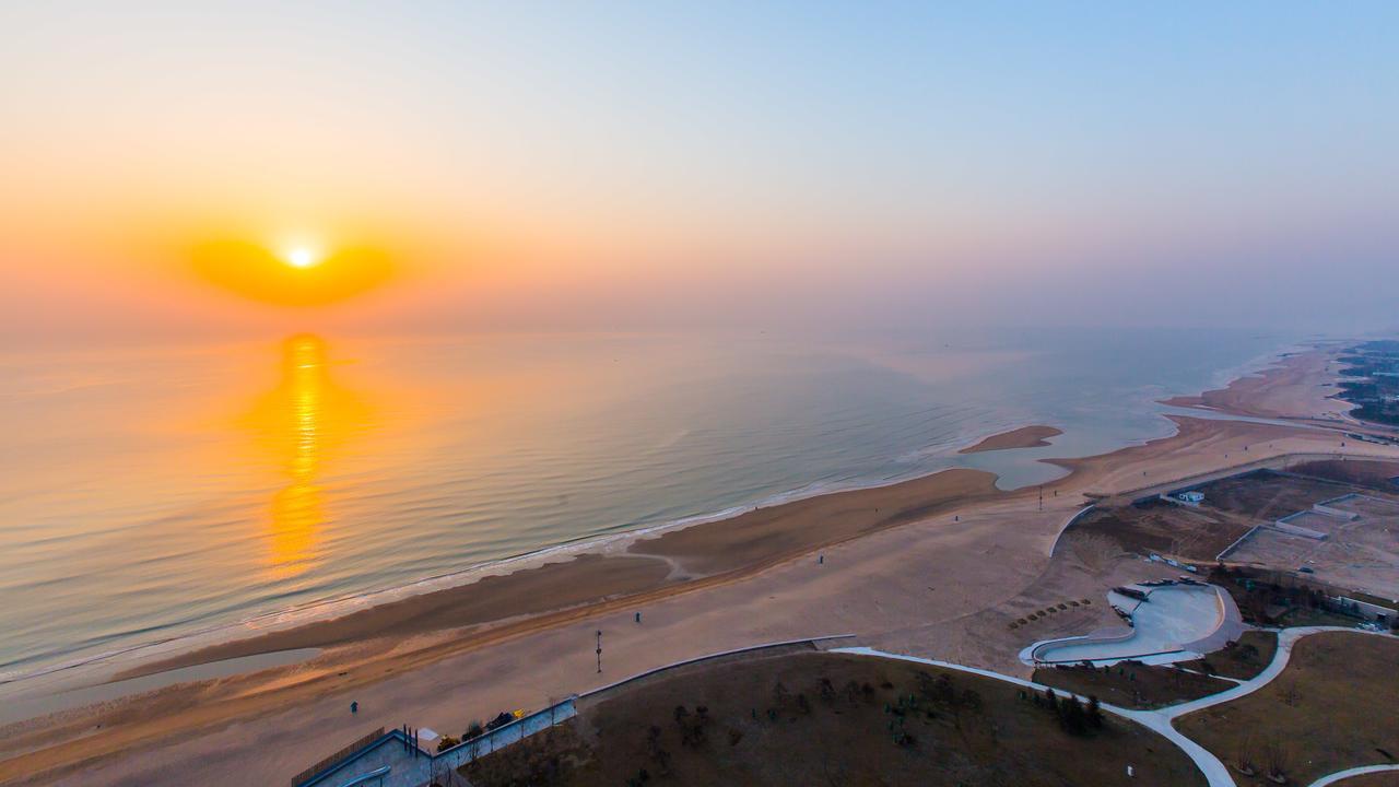 Qingdao Mangrove Tree Resort World - Red Coral Hotel Jiaonan Exterior photo